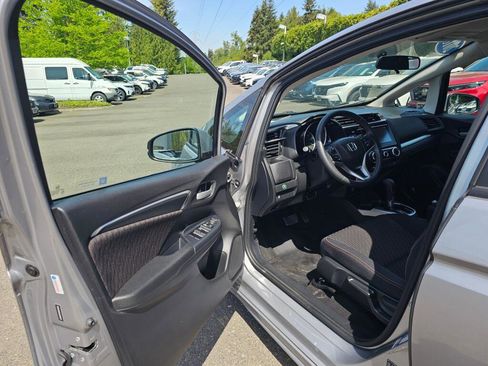Used 2018 Honda Fit Sport image 21