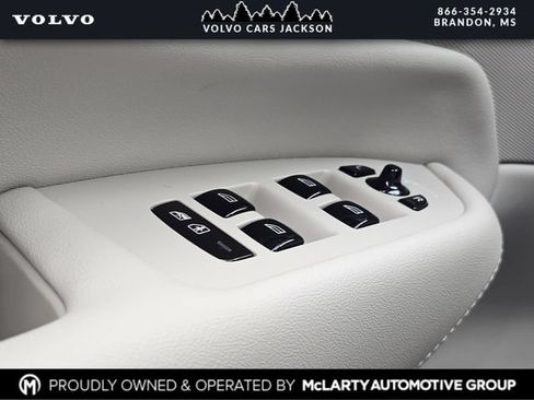 New 2026 Volvo XC90 B6 Ultra w/ Lounge Package AWD/4WD image 13