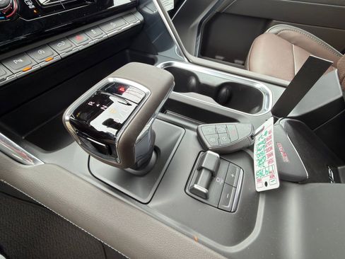 New 2026 GMC Sierra 1500 Denali w/ LPO, Black Badging Package image 14