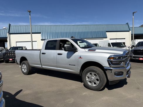 New 2026 RAM 3500 Big Horn image 7