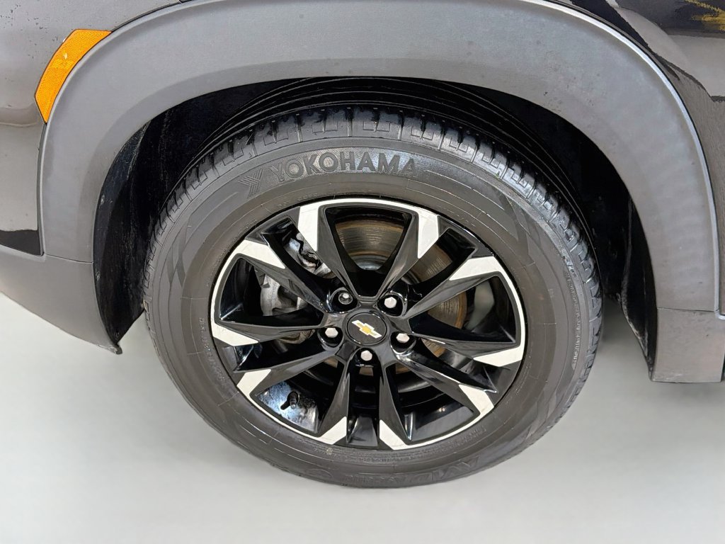 Used 2021 Chevrolet TrailBlazer LT w/ Convenience Package FWD image 22
