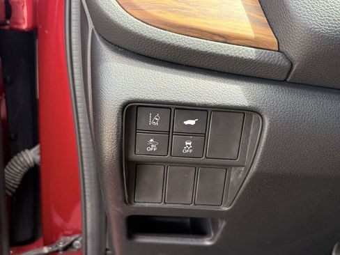 Certified 2021 Honda CR-V Touring image 18