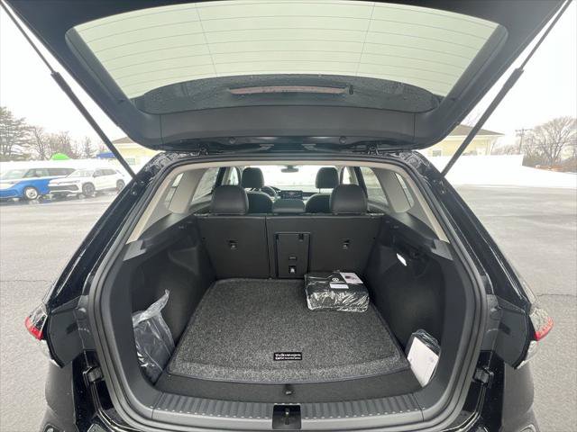New 2026 Volkswagen Taos SE AWD/4WD image 23