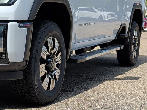 New 2026 GMC Sierra 3500 Denali w/ Denali Reserve Package AWD/4WD image 56