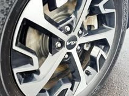 Used 2023 Kia Sportage EX AWD/4WD image 6
