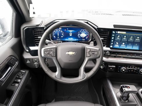 New 2026 Chevrolet Silverado 1500 LTZ w/ LTZ Convenience Package II AWD/4WD image 2