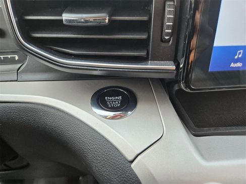 Used 2023 Ford Explorer XLT w/ Equipment Group 202A image 19