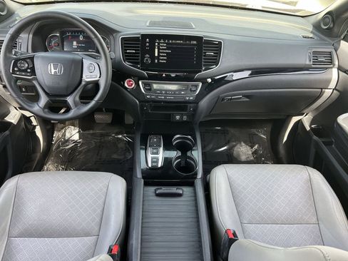 Certified 2019 Honda Passport Touring image 15