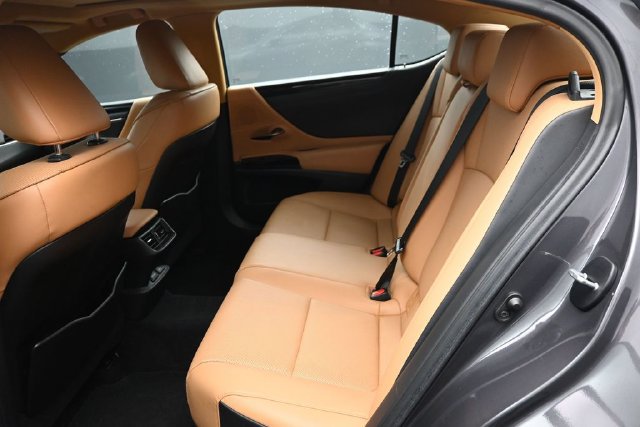Used 2023 Lexus ES 350 w/ Accessory Package (Z1) FWD image 9