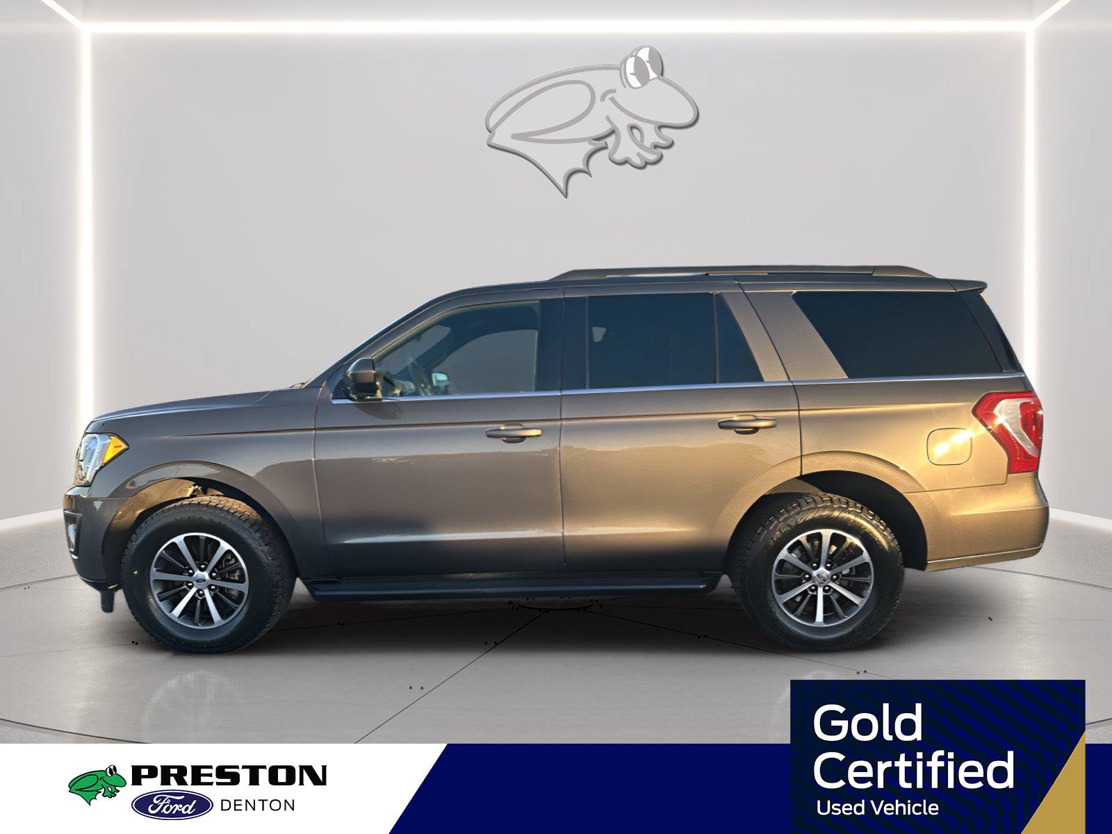 Used 2021 Ford Expedition XLT AWD/4WD image 2