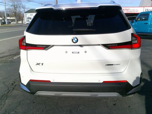 Used 2023 BMW X1 xDrive28i image 7