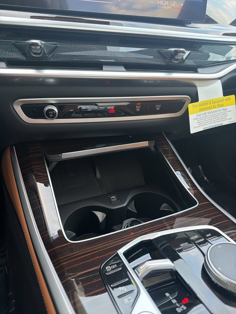 New 2026 BMW X7 M60i AWD/4WD image 88