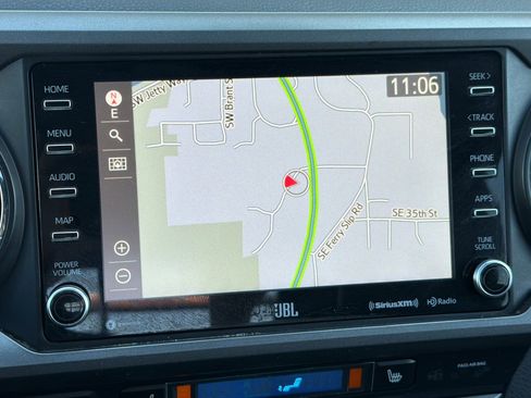 Used 2020 Toyota Tacoma TRD Off-Road w/ TRD Premium Off Road Package image 15