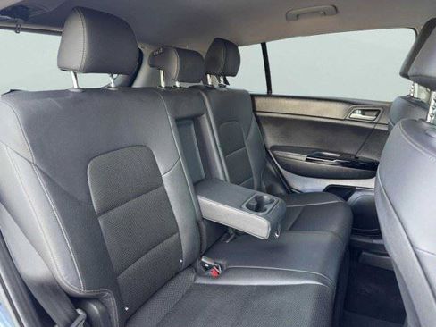 Used 2021 Kia Sportage EX FWD image 48