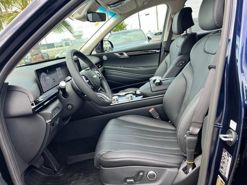 New 2026 Genesis GV80 2.5T RWD image 15