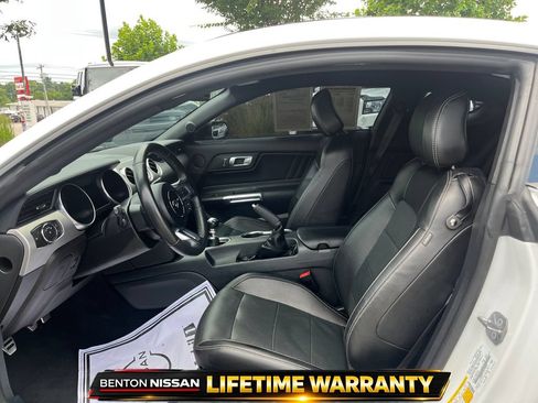 Used 2022 Ford Mustang GT Premium w/ Black Accent Package RWD image 12