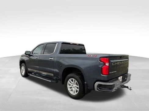 Used 2020 Chevrolet Silverado 1500 LTZ w/ Z71 Off-Road Package AWD/4WD image 5