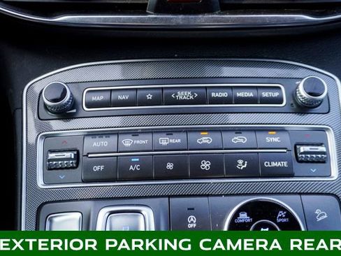 Used 2023 Hyundai Santa Fe SEL image 17