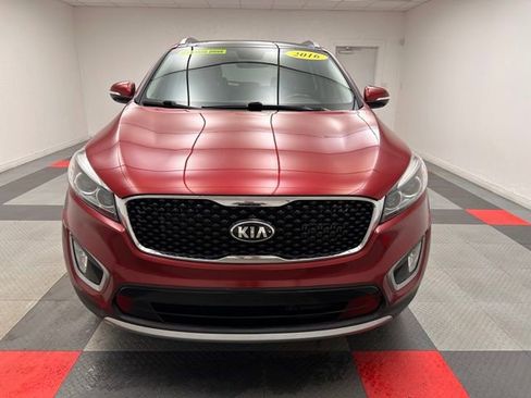 Used 2016 Kia Sorento EX w/ EX Premium Package AWD/4WD image 2