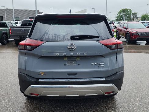 Used 2023 Nissan Rogue Platinum AWD/4WD image 6