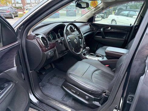 Used 2017 Buick Enclave Leather image 9