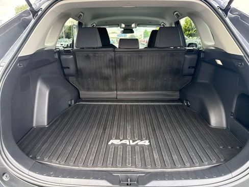 Certified 2023 Toyota RAV4 LE AWD/4WD image 30