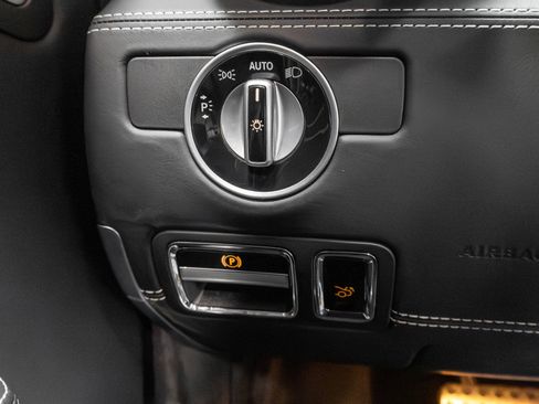 Used 2012 Mercedes-Benz SLS AMG Roadster image 53