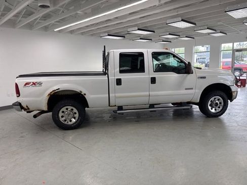 Used 2005 Ford F250 XLT AWD/4WD image 17