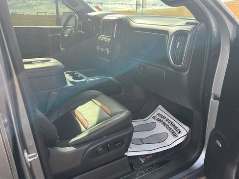 Certified 2021 GMC Sierra 1500 AT4 w/ AT4 Premium Package image 10