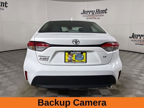 Used 2024 Toyota Corolla LE image 6
