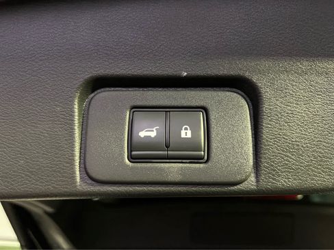 Certified 2023 Nissan Rogue SL AWD/4WD image 28