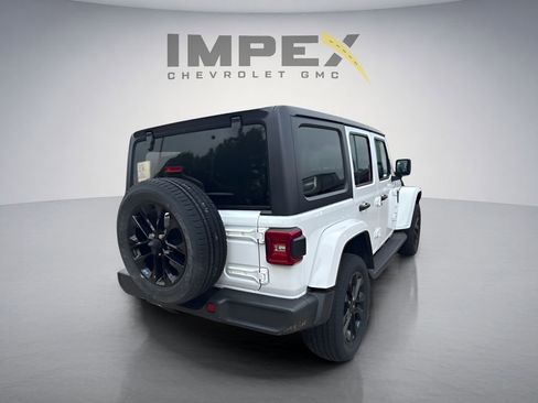 Used 2023 Jeep Wrangler Unlimited Sahara w/ Cold Weather Group AWD/4WD image 4