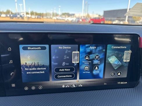 New 2026 Nissan Kicks SR image 15