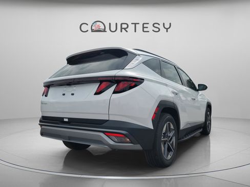 New 2026 Hyundai Tucson SEL image 5