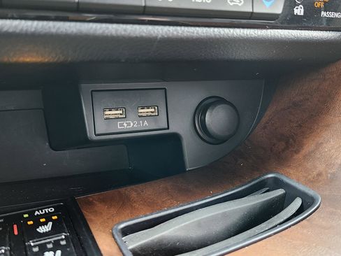 Used 2022 Lexus RX 450hL AWD w/ Premium Package image 10