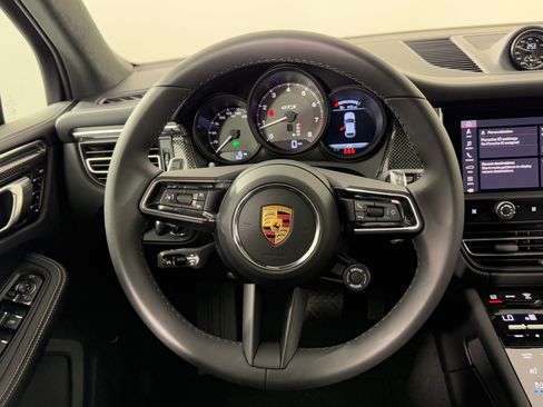 New 2026 Porsche Macan GTS image 19