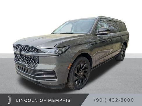 New 2026 Lincoln Navigator L Black Label AWD/4WD image 8