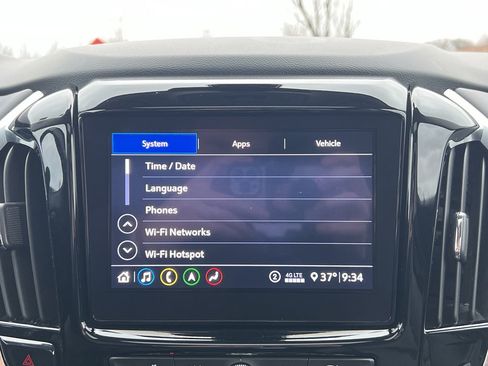 Used 2021 Chevrolet Traverse Premier w/ Redline Edition image 26