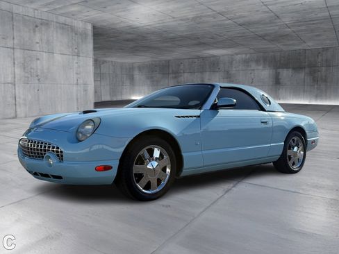 Used 2003 Ford Thunderbird Deluxe image 2