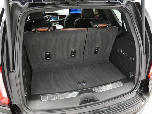 Used 2024 GMC Yukon Denali Ultimate image 36