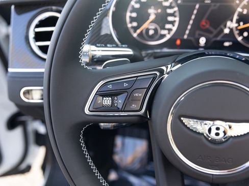Used 2024 Bentley Continental GT image 43