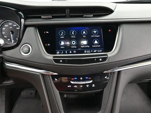 Certified 2024 Cadillac XT5 Premium Luxury w/ LPO, Floor Liner Package AWD/4WD image 24