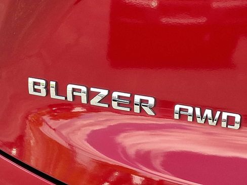 Used 2023 Chevrolet Blazer LT AWD/4WD image 30