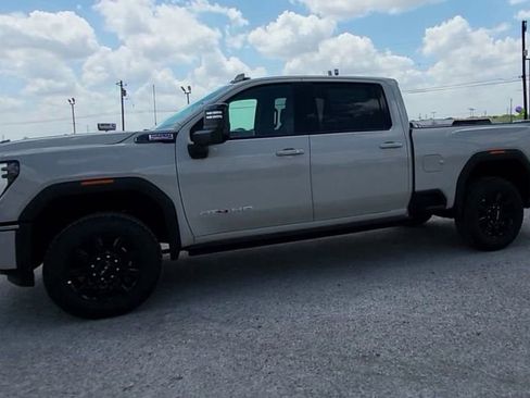 New 2026 GMC Sierra 2500 AT4 w/ AT4 Premium Plus Package image 4