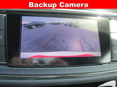 Used 2023 Buick Enclave Essence w/ Experience Buick Package AWD/4WD image 17
