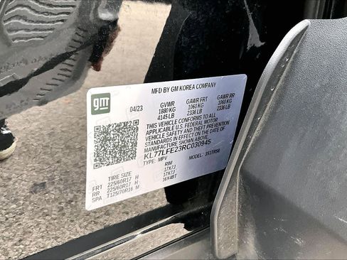 Used 2024 Chevrolet Trax LS w/ Driver Confidence Package image 37