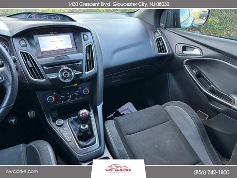 Used 2017 Ford Focus RS image 17