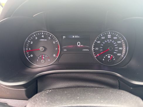 Used 2023 Kia Forte LXS image 11