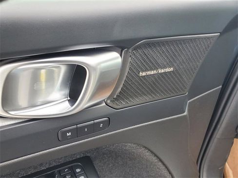 New 2026 Volvo XC40 B5 Plus w/ Protection Package Premier image 11