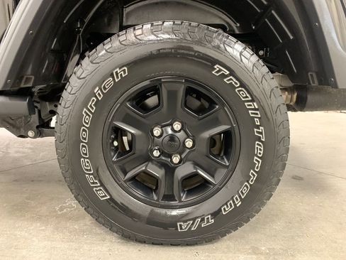 Used 2021 Jeep Gladiator Mojave image 20